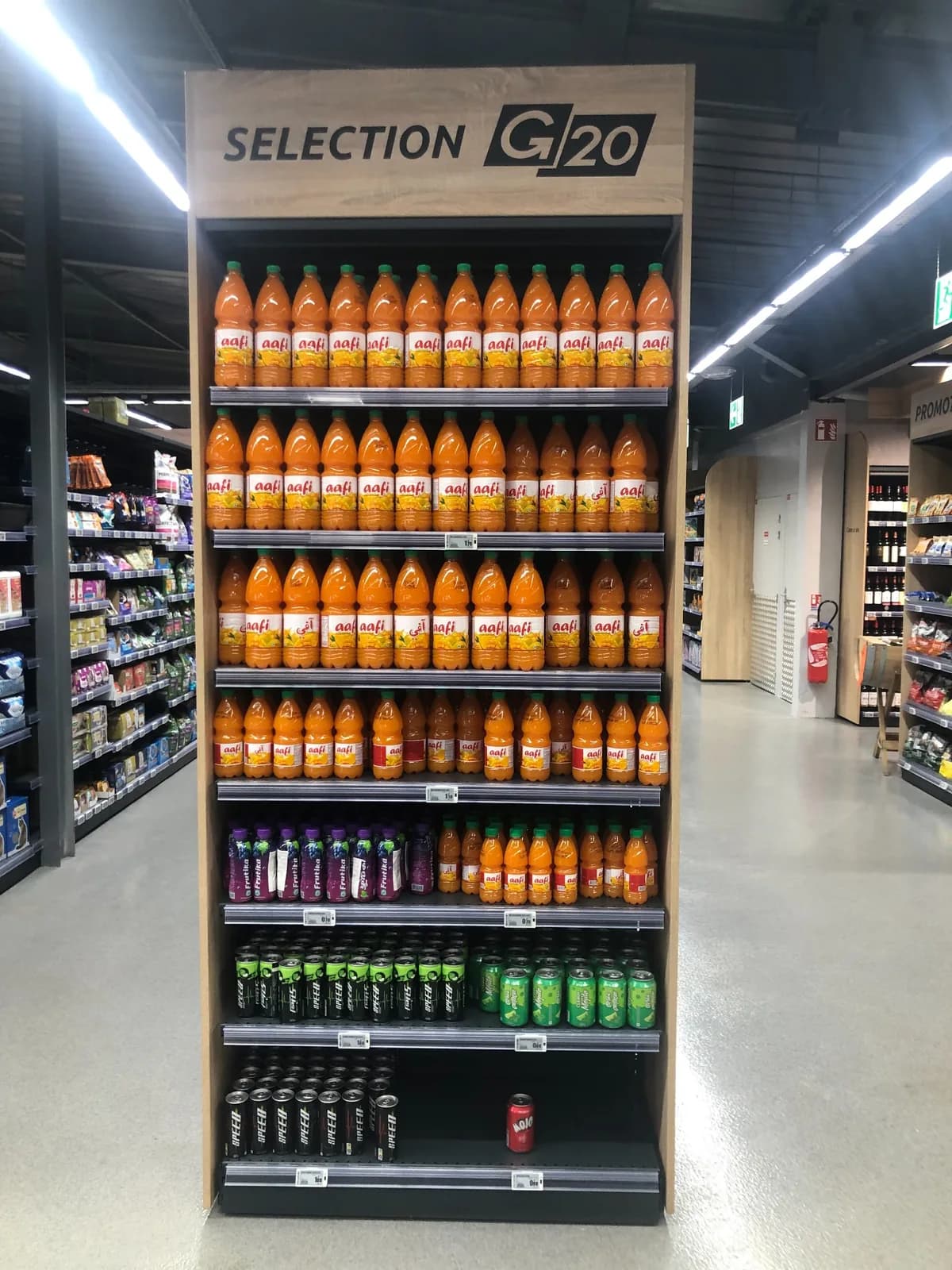 Présentoir AAFI Mango en supermarché